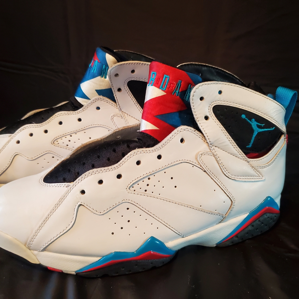 Air Jordan 7 Retro White Sneakers